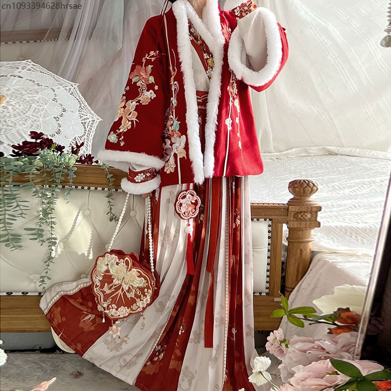 Hanfu Women's Winter New Year  - Winter Clothing In Spanish avaliação e preço
